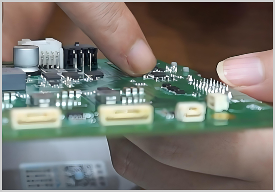 PCBA加工中焊點為什么會開裂？常見原因與實用解決方案